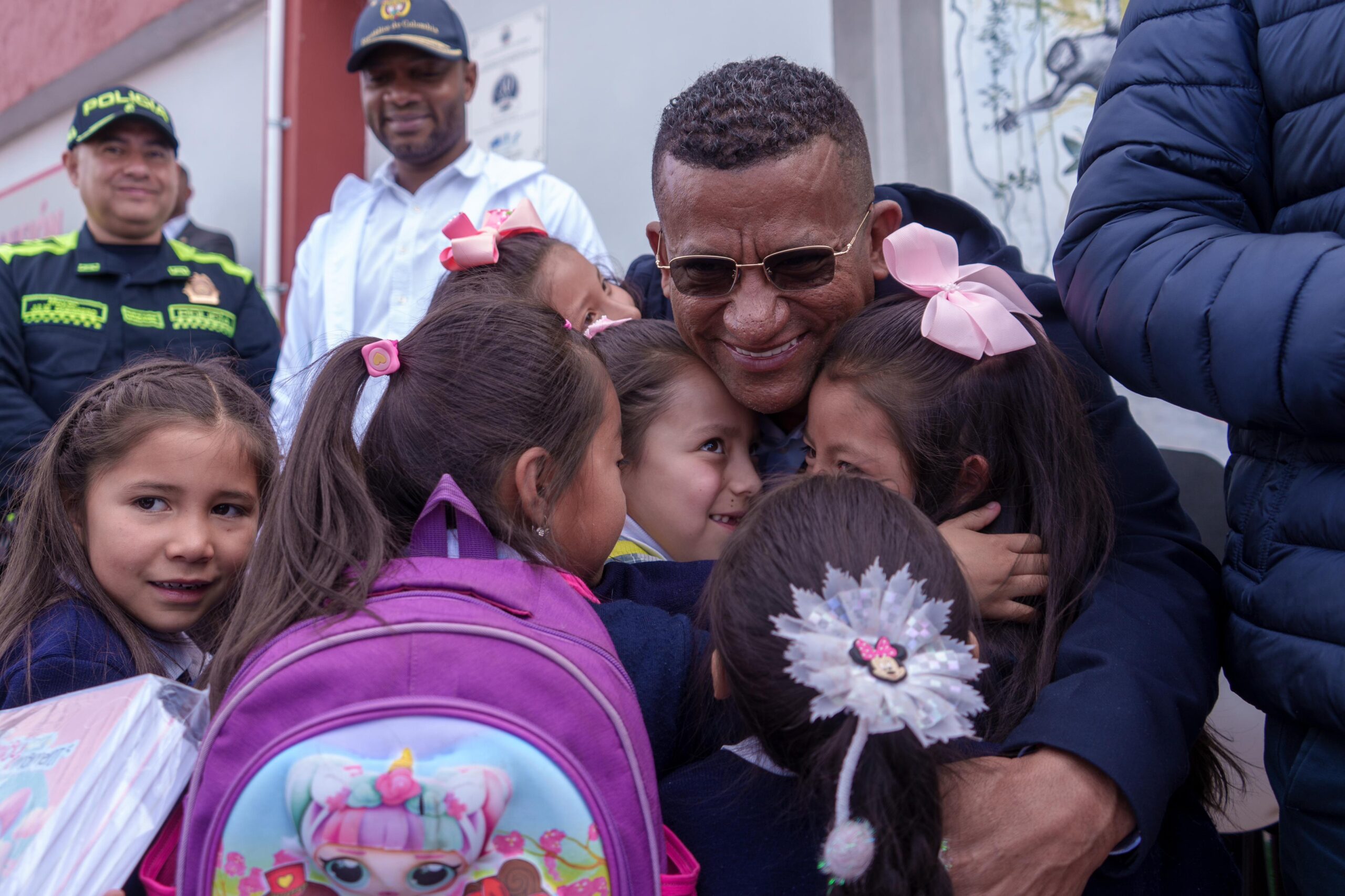 Más de 121 mil estudiantes regresaron a clases, en 61 municipios no ...