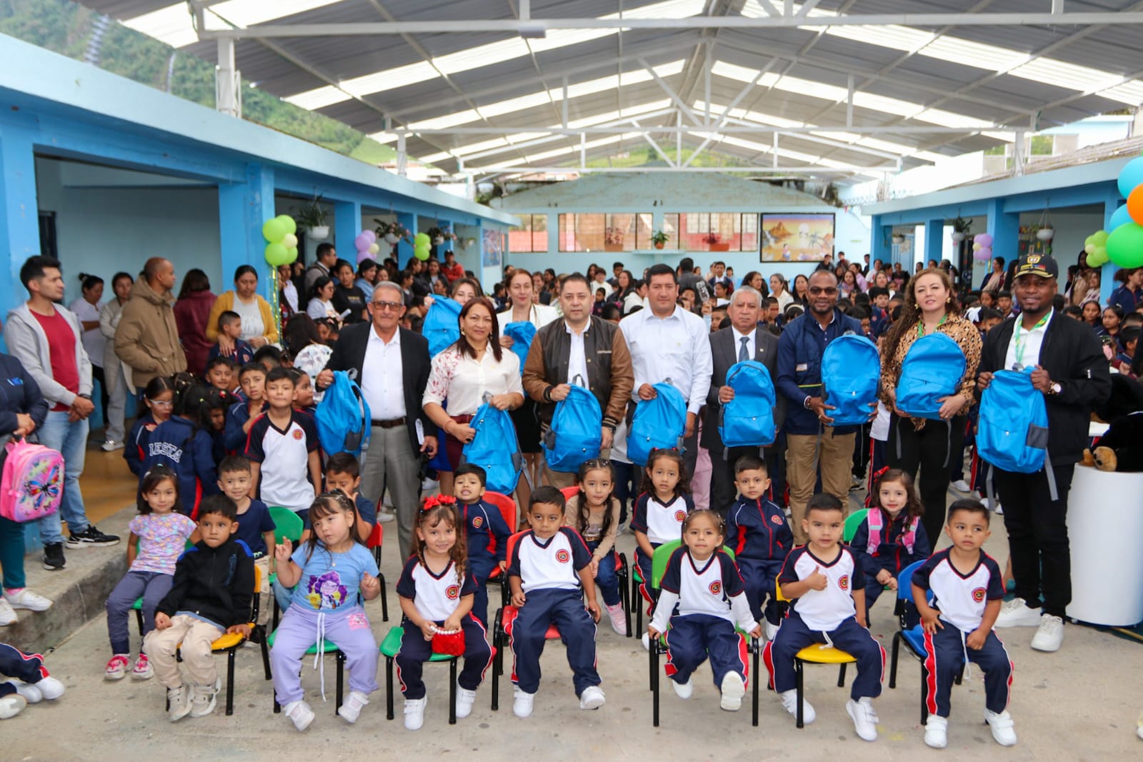 Más de 110 mil estudiantes regresaron a clases en 61 municipios no ...