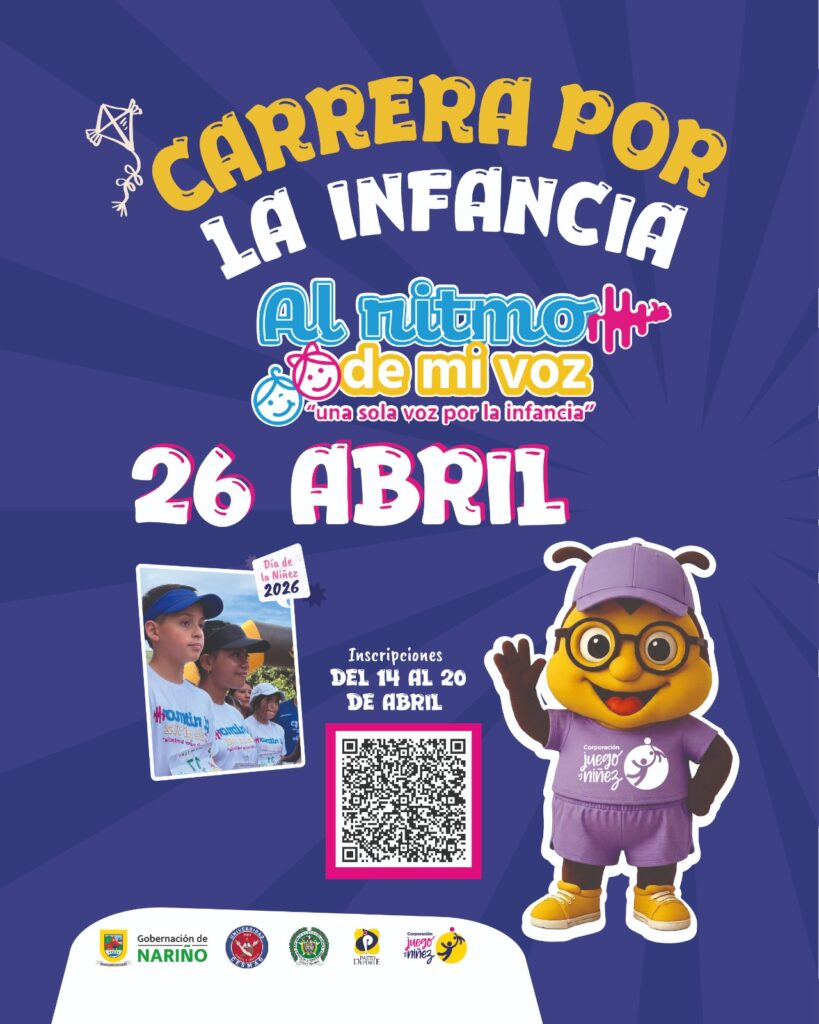 Afiche oficial de la Carrera por la Infancia 2026 "Al ritmo de mi voz", con información sobre inscripciones del 14 al 20 de abril y fecha del evento el 26 de abril. Incluye un código QR para registro y la mascota de la Corporación Juego y Niñez.