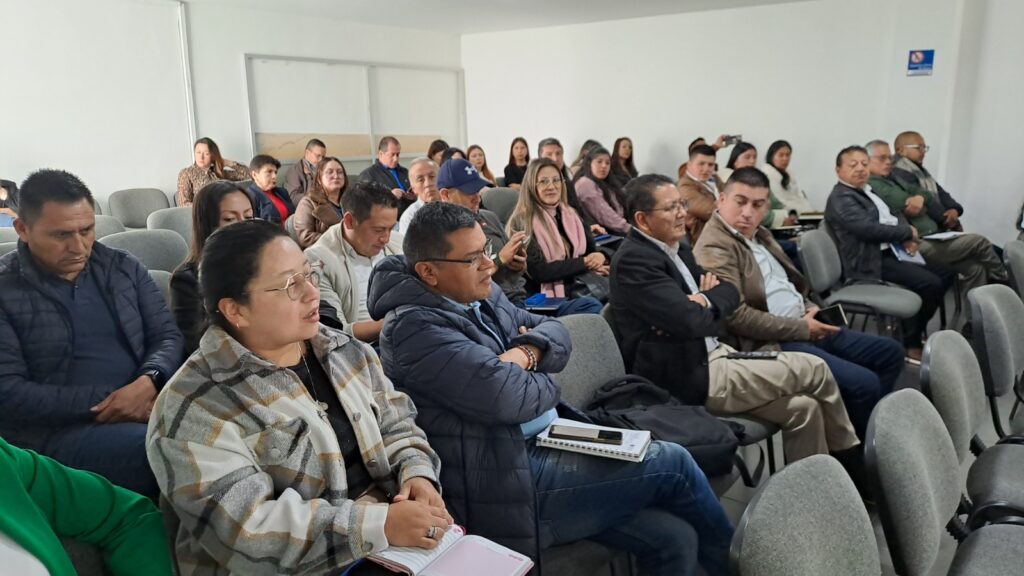 Operadores de justicia, equipos psicosociales y representantes institucionales de 16 municipios de Nariño participan en el Primer Encuentro Subregional de Acceso a la Justicia en Ipiales.