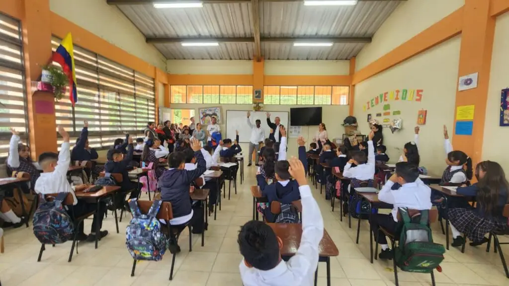 Crecimiento de impuestos de licores beneficia la salud, educación y deporte